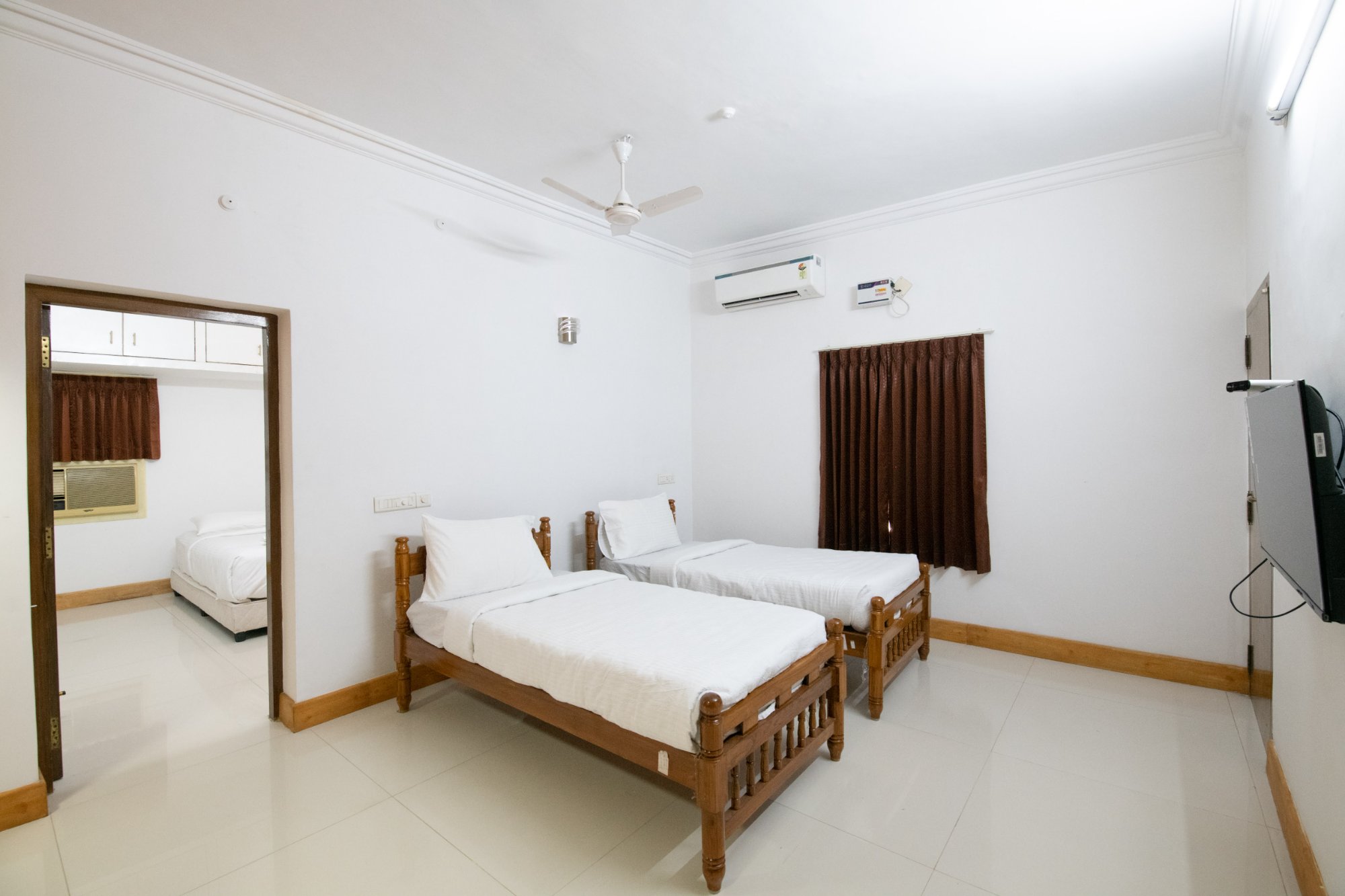 Thaayar Homestay twin bedroom